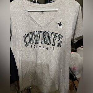 ****Multiple Ladies Large tops Dallas Cowboys Tops***
